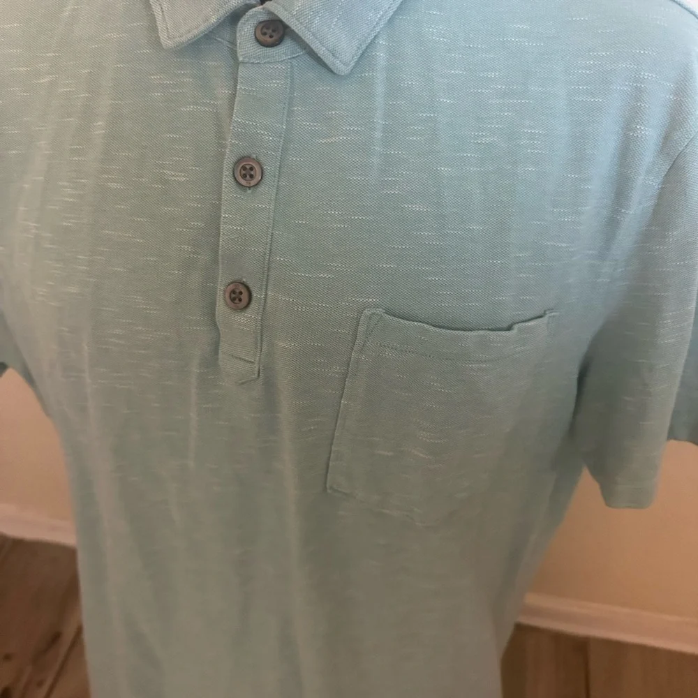 Men’s pre own as is size XL banana republic polo shirt Hazel pocket